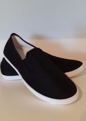 Mugavad mustad tekstiilist slip on tennised-KOHE LAOS-KIIRE TARNE - Image 3
