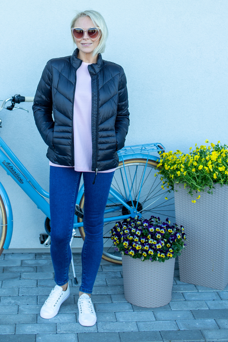 Vero-Moda-kerge-jope-Soraya-must-ja-Vero-Moda-puuvillane-sark-Soraya.png