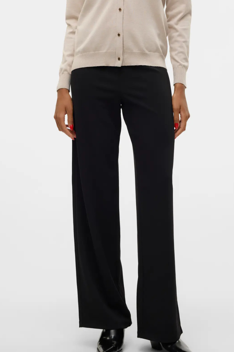 Vero Moda laia säärega  mustad naiste püksid pikkusele 166-174 cm(L32) SUURED SUURUSED- KOHE LAOS